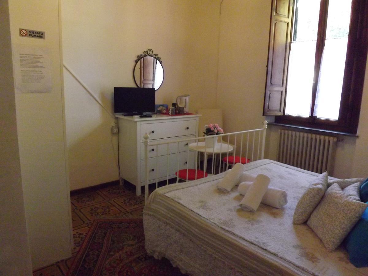 B&B Central Toma 2 Montecatini Terme Exterior photo